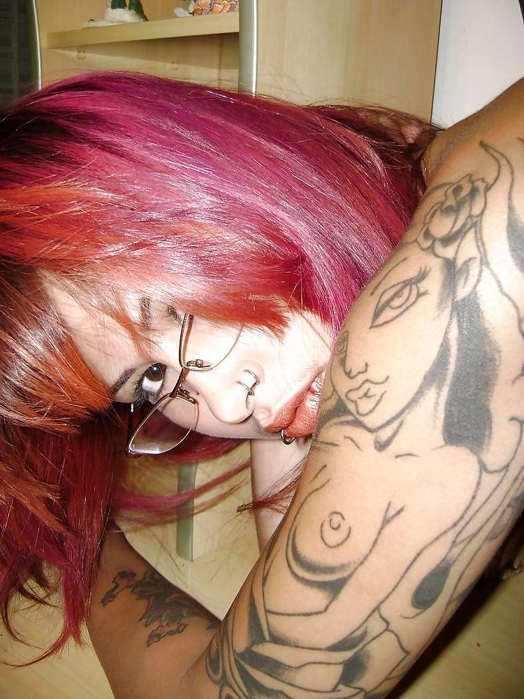 25P MIA - SWISS GOTH GIRL