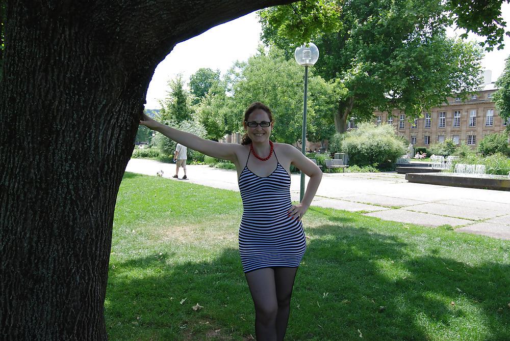 25P Spaziergang in geilem Outfit , Public walking slut dress