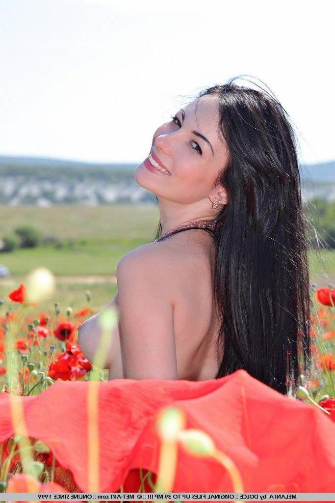 19P Pictures of Melani A naked in a field
