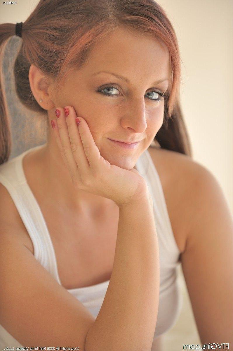 20P Pictures of Melissa being naughty after class