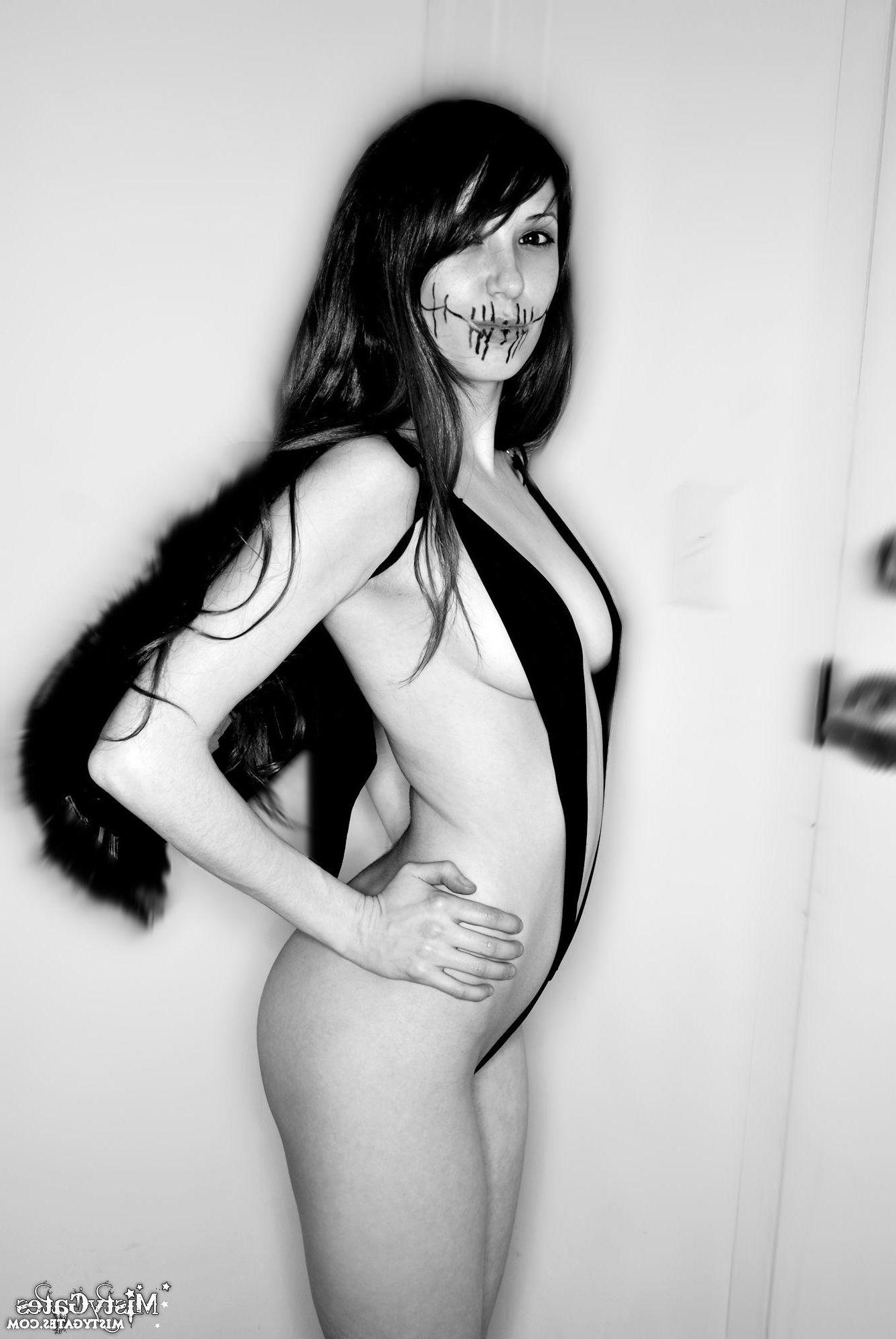 20P Pictures of Misty Gates being a sexy dark angel