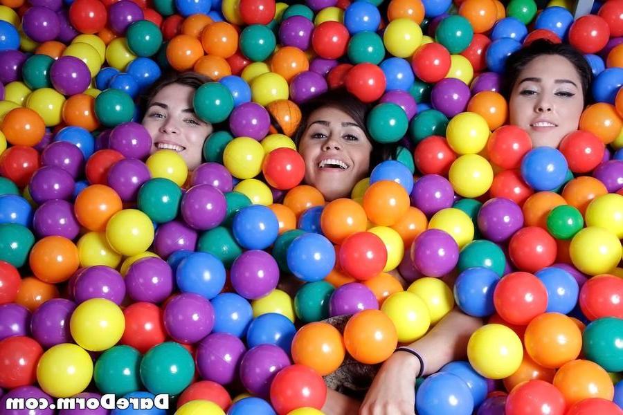 12P Molly Jane and her friends make a ball pit in their dorm to have sex in
