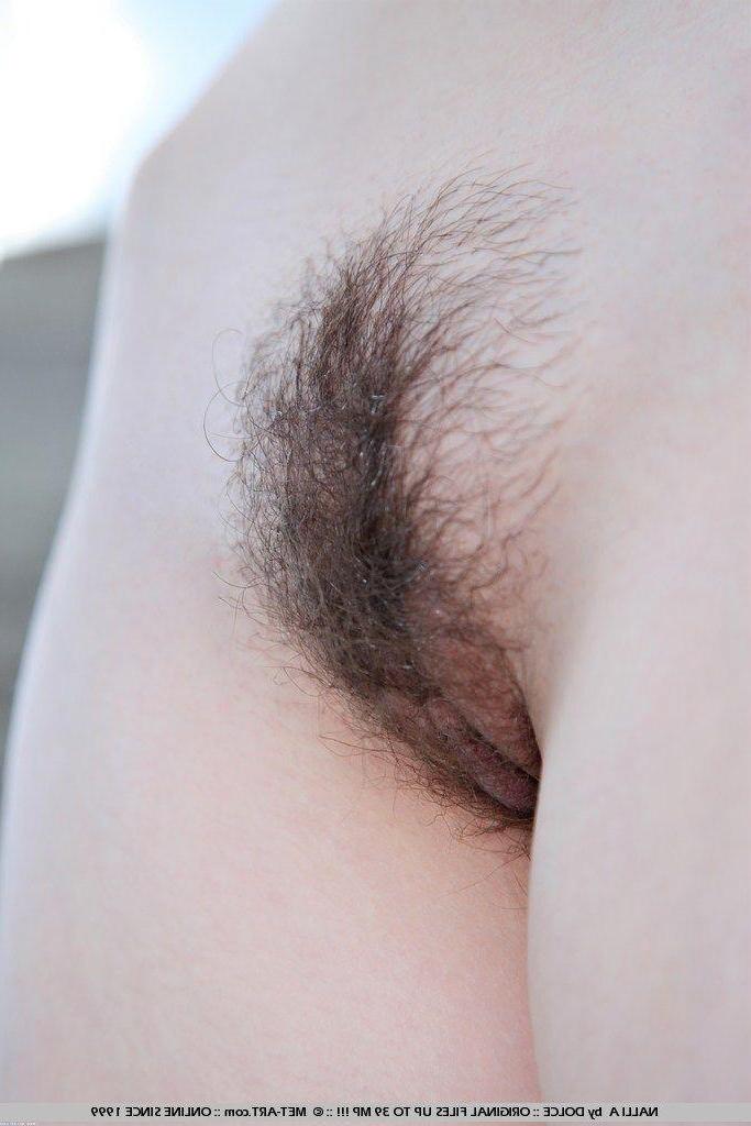 18P Pictures of stunning redhead Nalli A naked outside