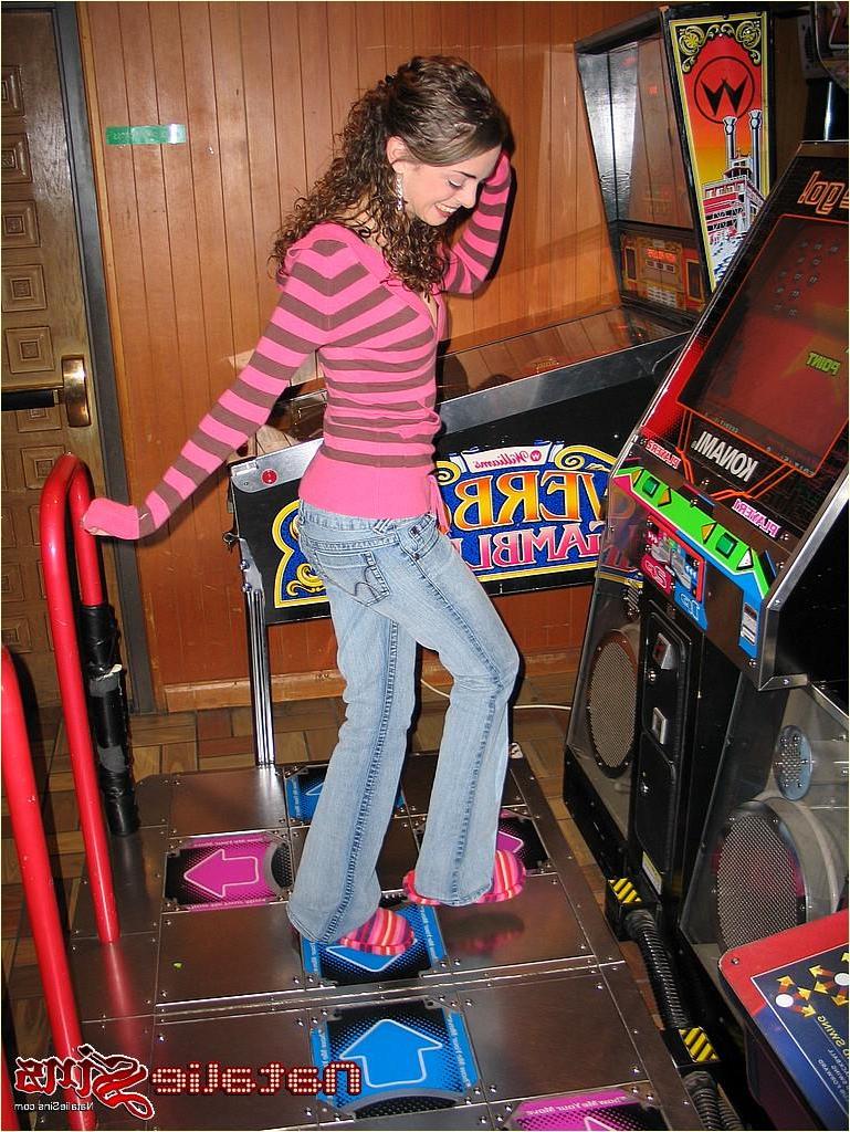 20P Pictures of teen chick Natalie Sins flashing in public