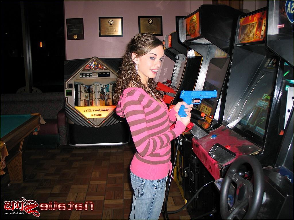 20P Pictures of teen chick Natalie Sins flashing in public