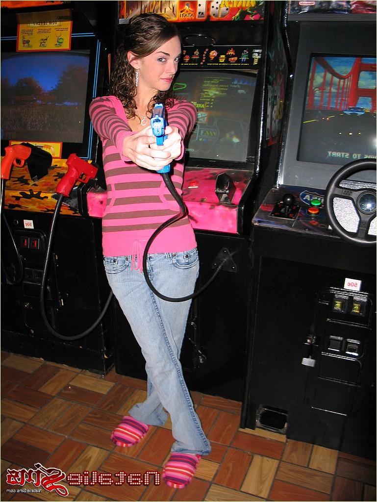 20P Pictures of teen chick Natalie Sins flashing in public