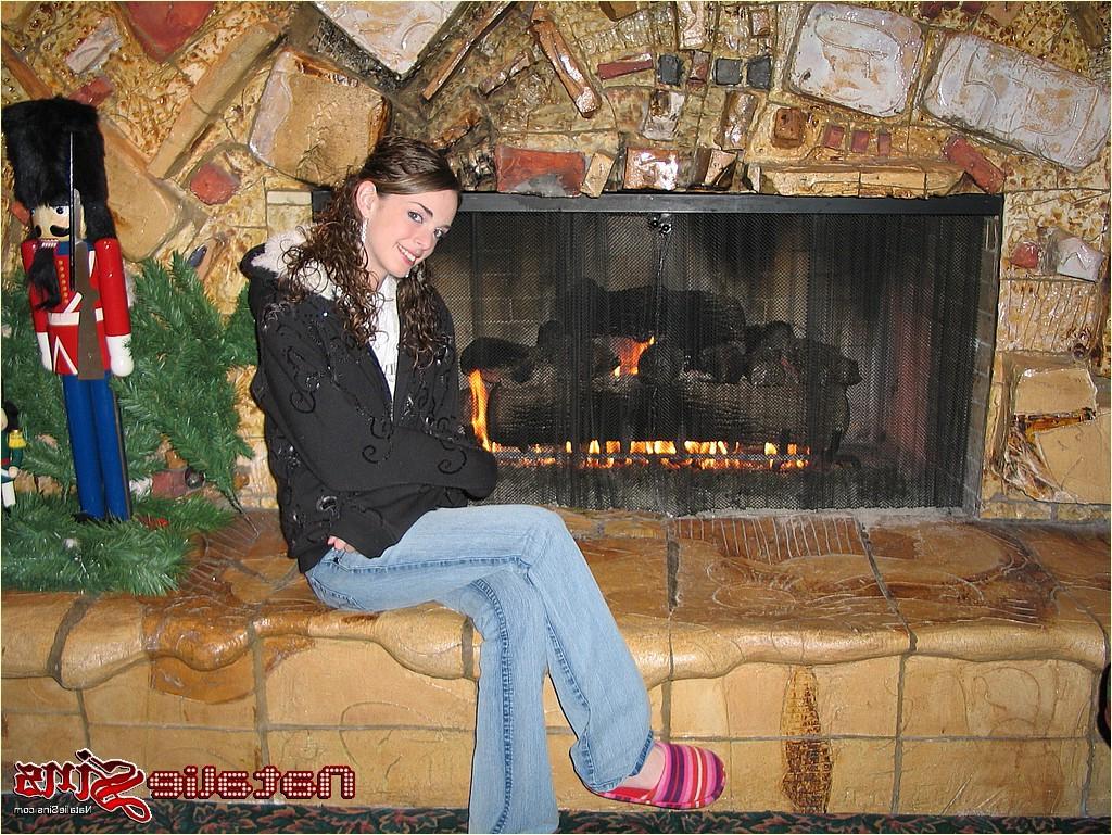 20P Pictures of teen chick Natalie Sins flashing in public