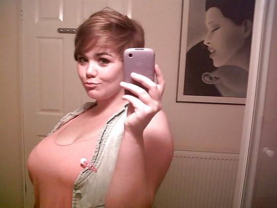 7P Cute Busty Short Hair Teen
