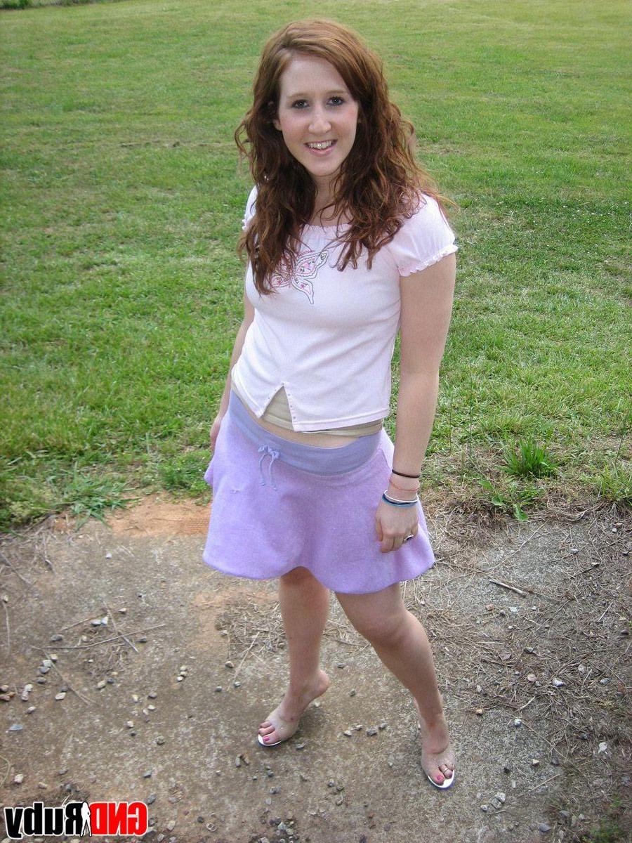 12P Pictures of teen hottie GND Ruby showing her pussy outside