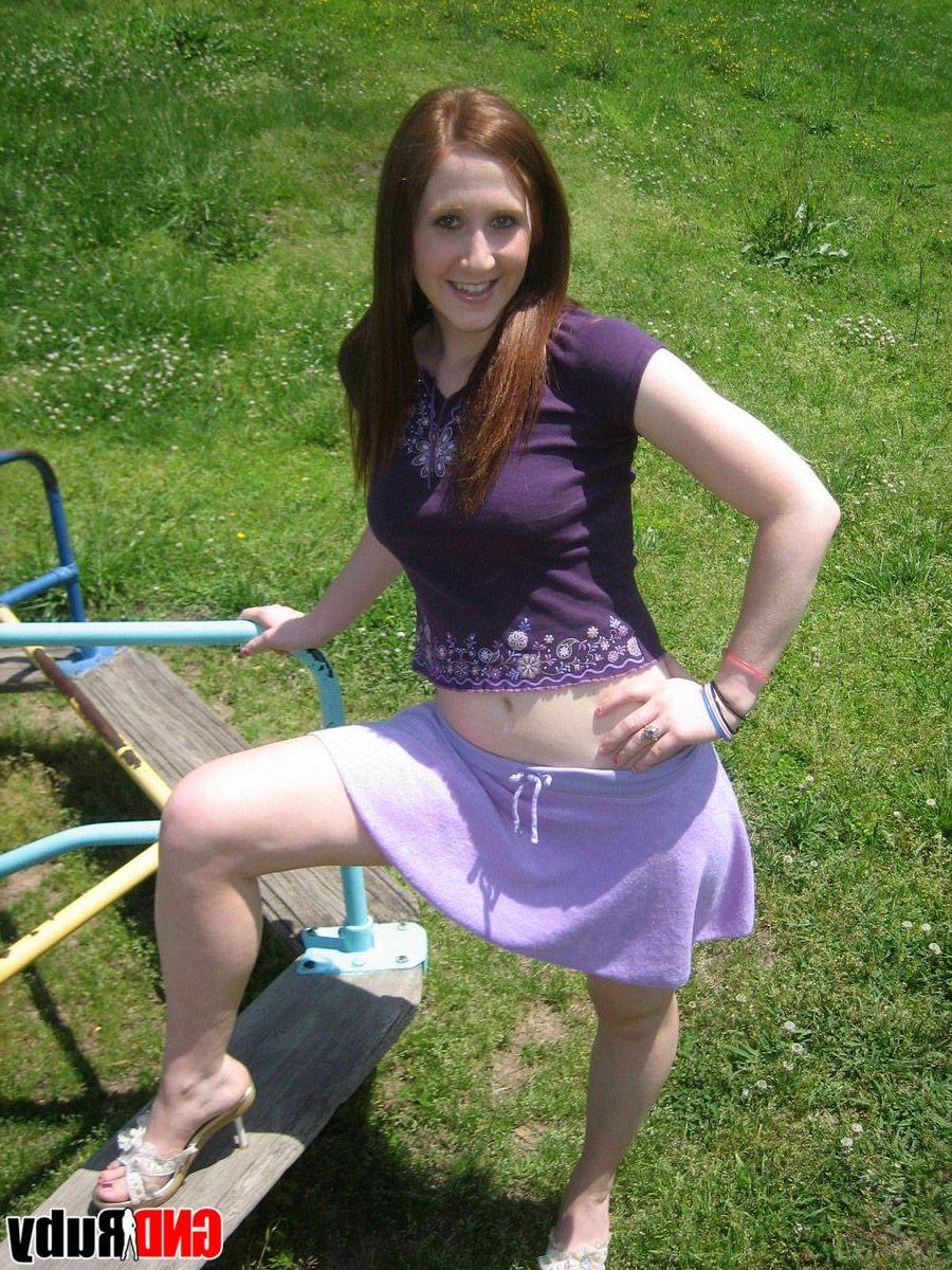 12P Pictures of teen babe GND Ruby showing her pussy outside