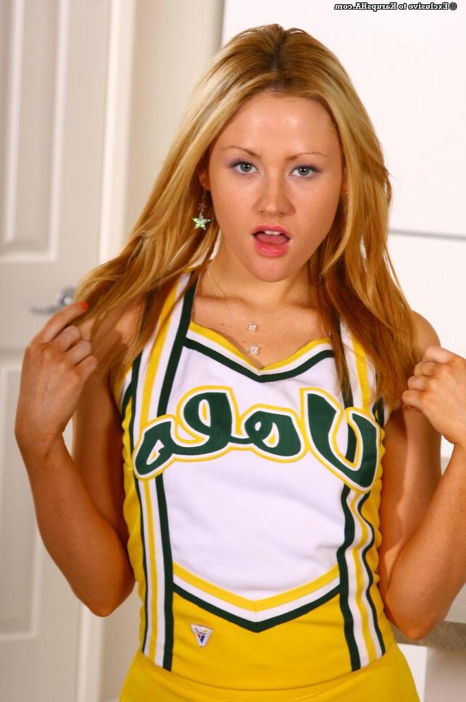 16P Blonde girl strips naked just for you in the kitchen