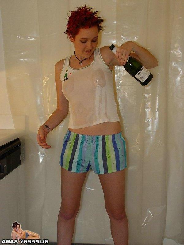 14P Pictures of teen chick Slippery Sara getting ready for a shower
