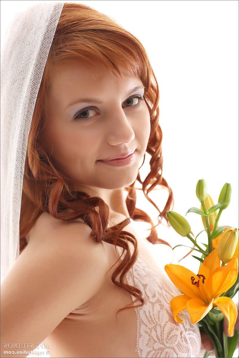 12P MPL Studios Presents Solana in "Spring Fling"