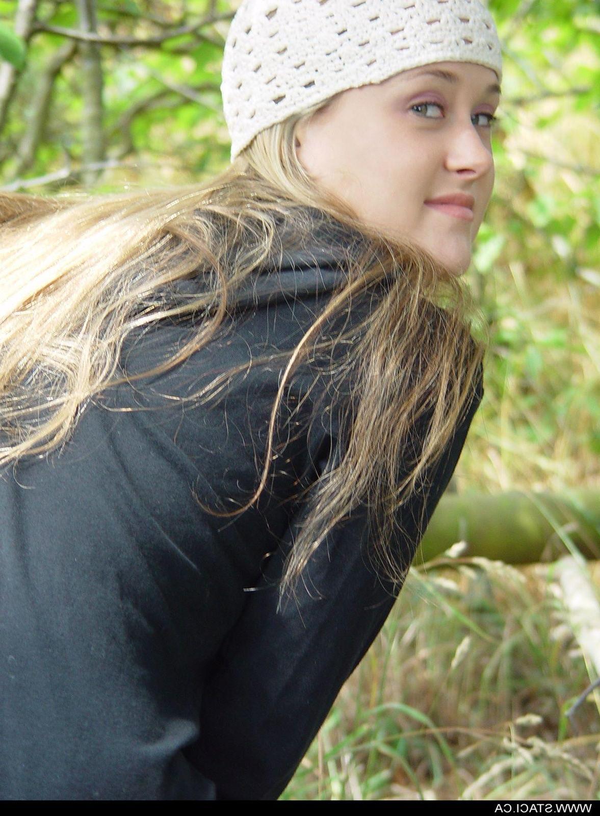 20P Pictures of teen hottie Staci.ca being naughty in the woods