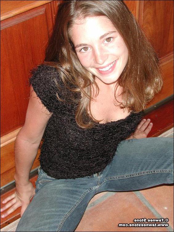 20P Pics of Tawnee Stone teasing with her lace underwear