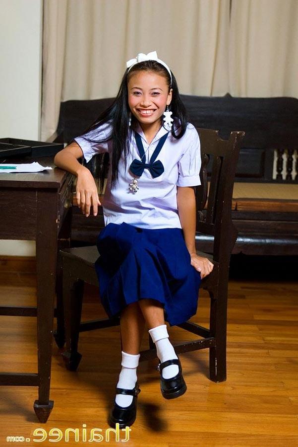 16P Pictures of teen nympho Thainee being a naughty schoolgirl