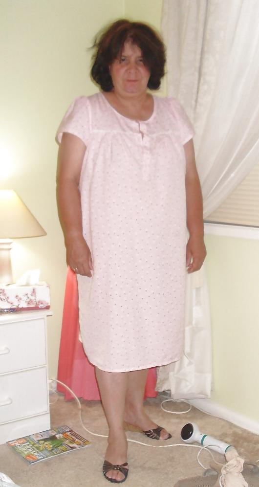 6P Mature ugly slut