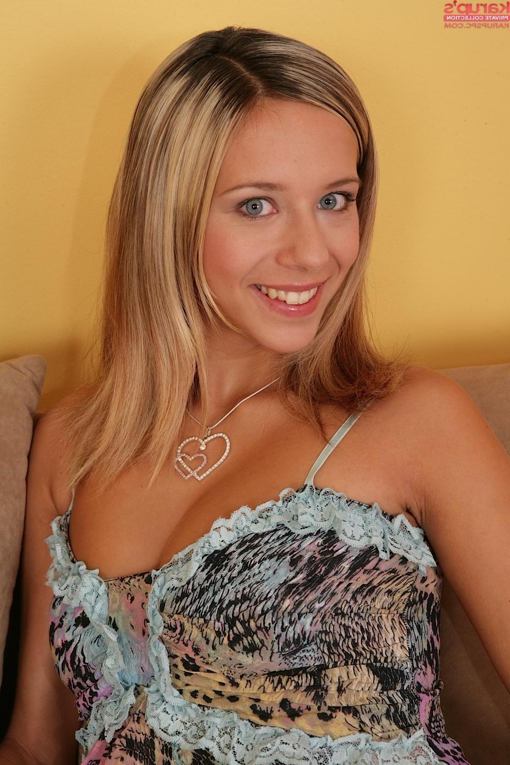 15P Gorgeous blonde babe Tracy fingering her tight pussy