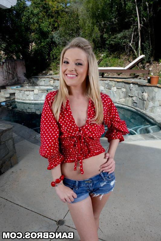 16P Blonde girl Tristyn Kennedy stops by to stretch her pussy on a massive black cock