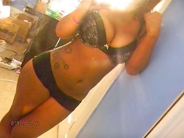 25P Black babe 4