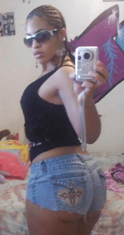 25P Black babe 4