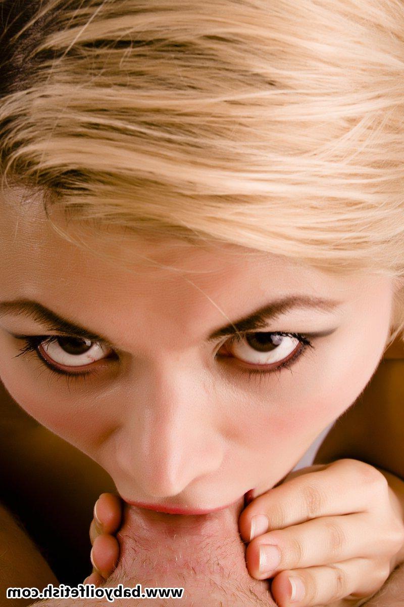 16P Hot oiled up girl gets fingered and then gives a hot pov blowjob