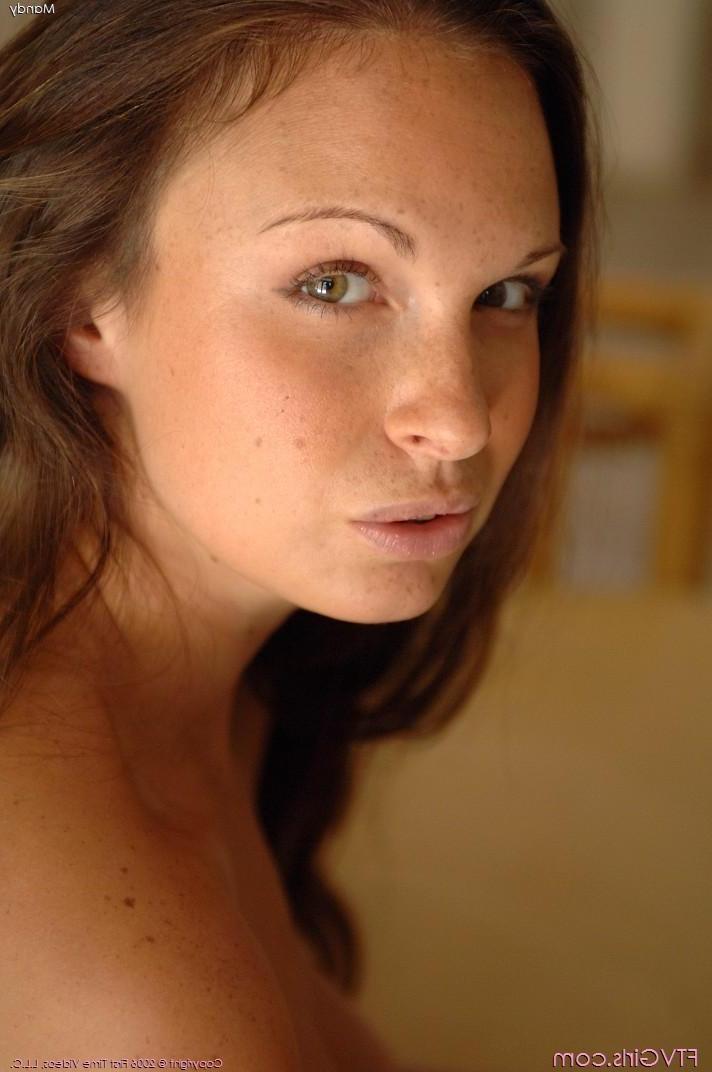 20P Pictures of a hot brunette teen playing with her pussy