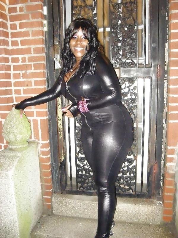 25P Busty Black Babes From,SmutDates.com