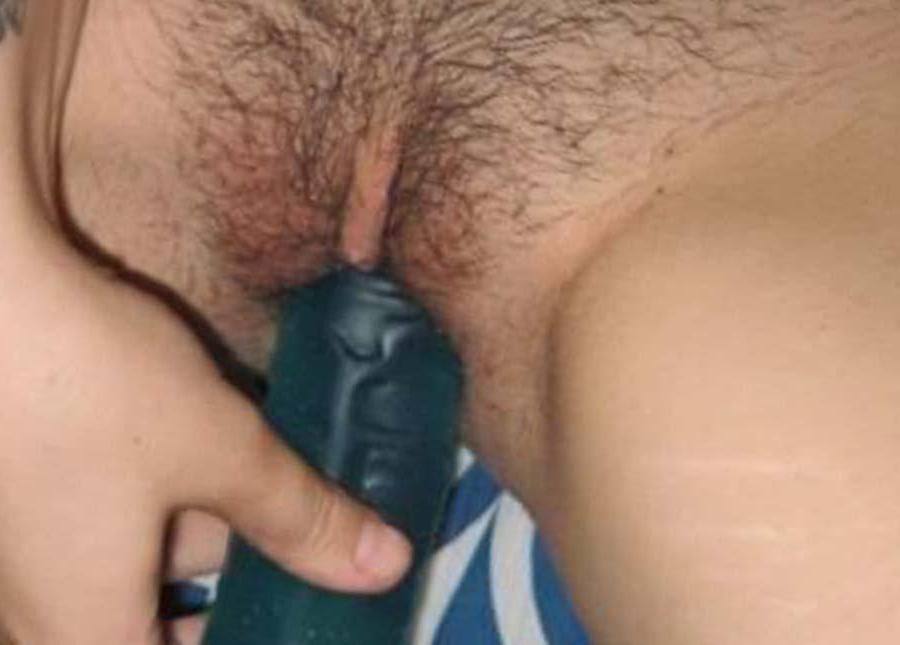 16P Picture selection of chicks getting naughty with their twats