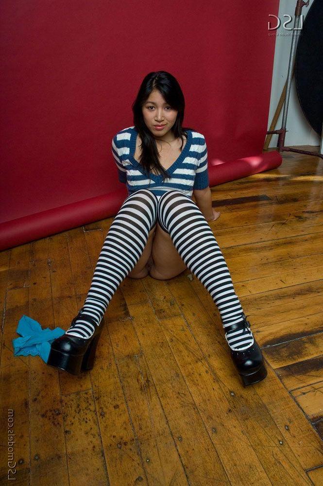 16P Pictures of a hot asian teen in striped socks