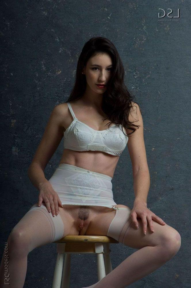 16P Pictures of a hot brunette teen fingering her wet pussy
