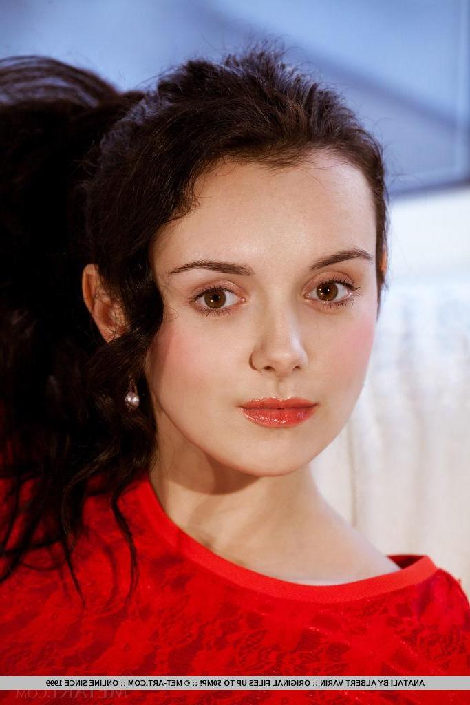18P Beautiful brunette Anatali Derdy