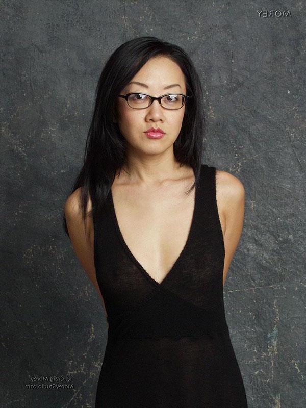 10P Asian coed Tiger Lily shows you her pussy on the couch