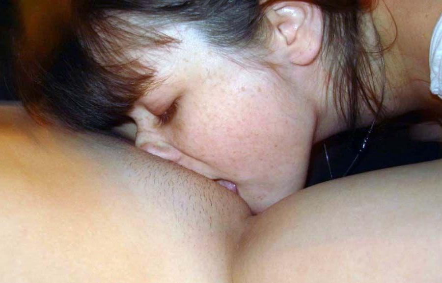 15P Pictures of naughty girlfriends going lez