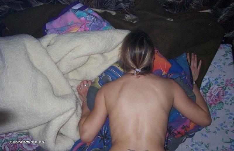 16P POV photos of a naughty babe enjoying a hot fuck session