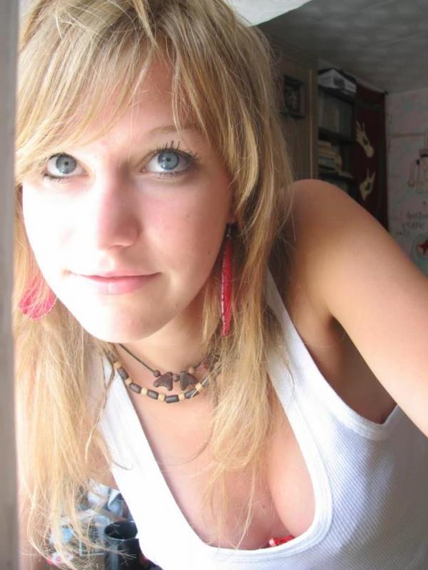 14P Girlfriend teasing and posing while showing her hot cleavage