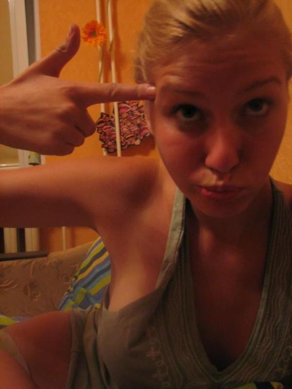 14P Girlfriend teasing and posing while showing her hot cleavage