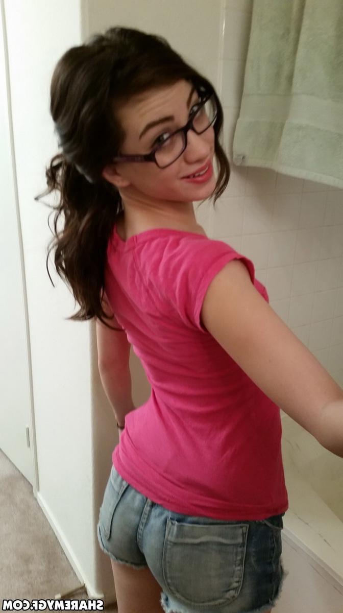 12P Hot brunette coed takes selfies of her tiny tits and round ass for you