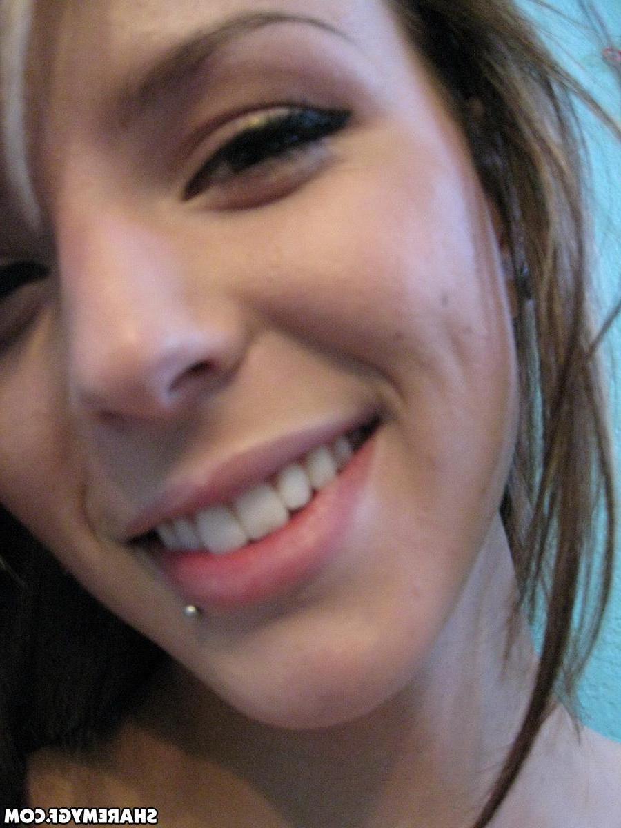 20P Blonde hottie shares some of her naughty selfies