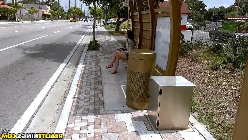 20P Amateur girl Izzy Champayne gets picked up in public