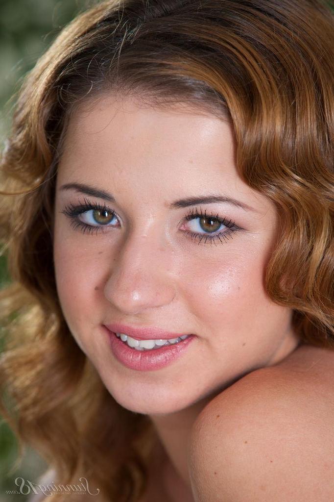 16P Redhead teen Iris strips nude for you in "Cane-Chair"
