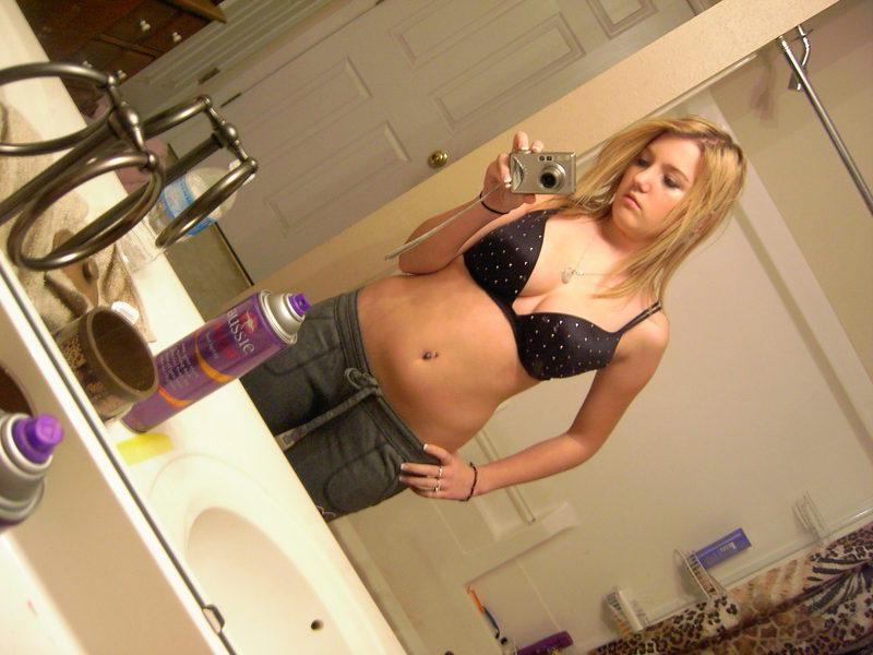 15P Pictures of hot naughty girlfriends going slutty