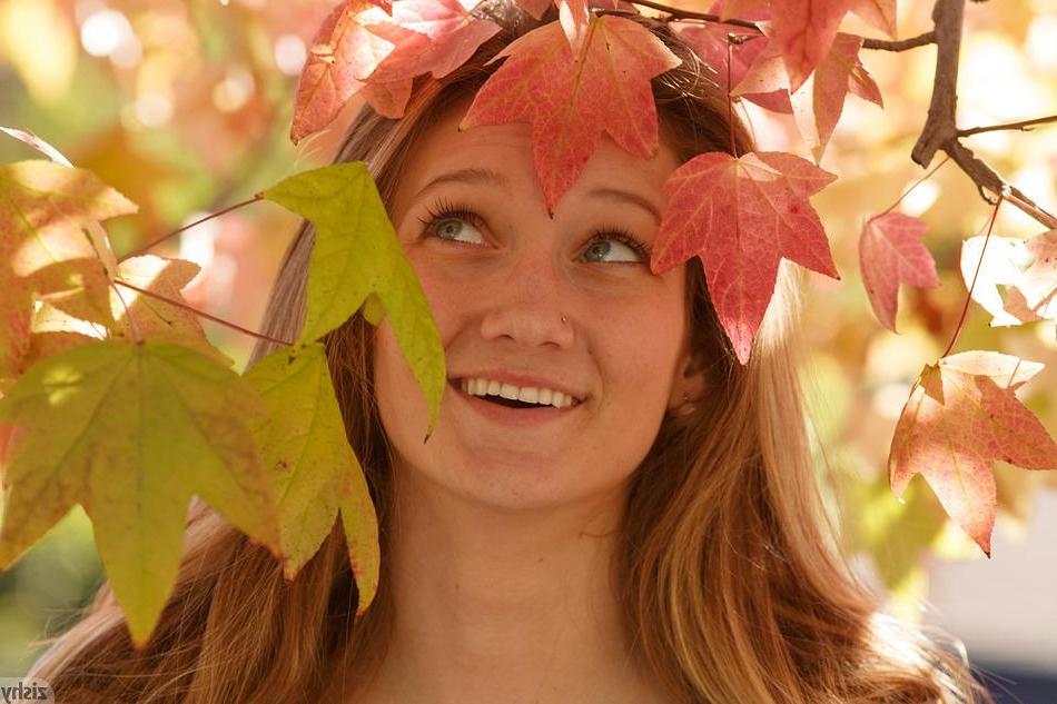 8P Pretty coed Reese Berkman flashes her panties in public