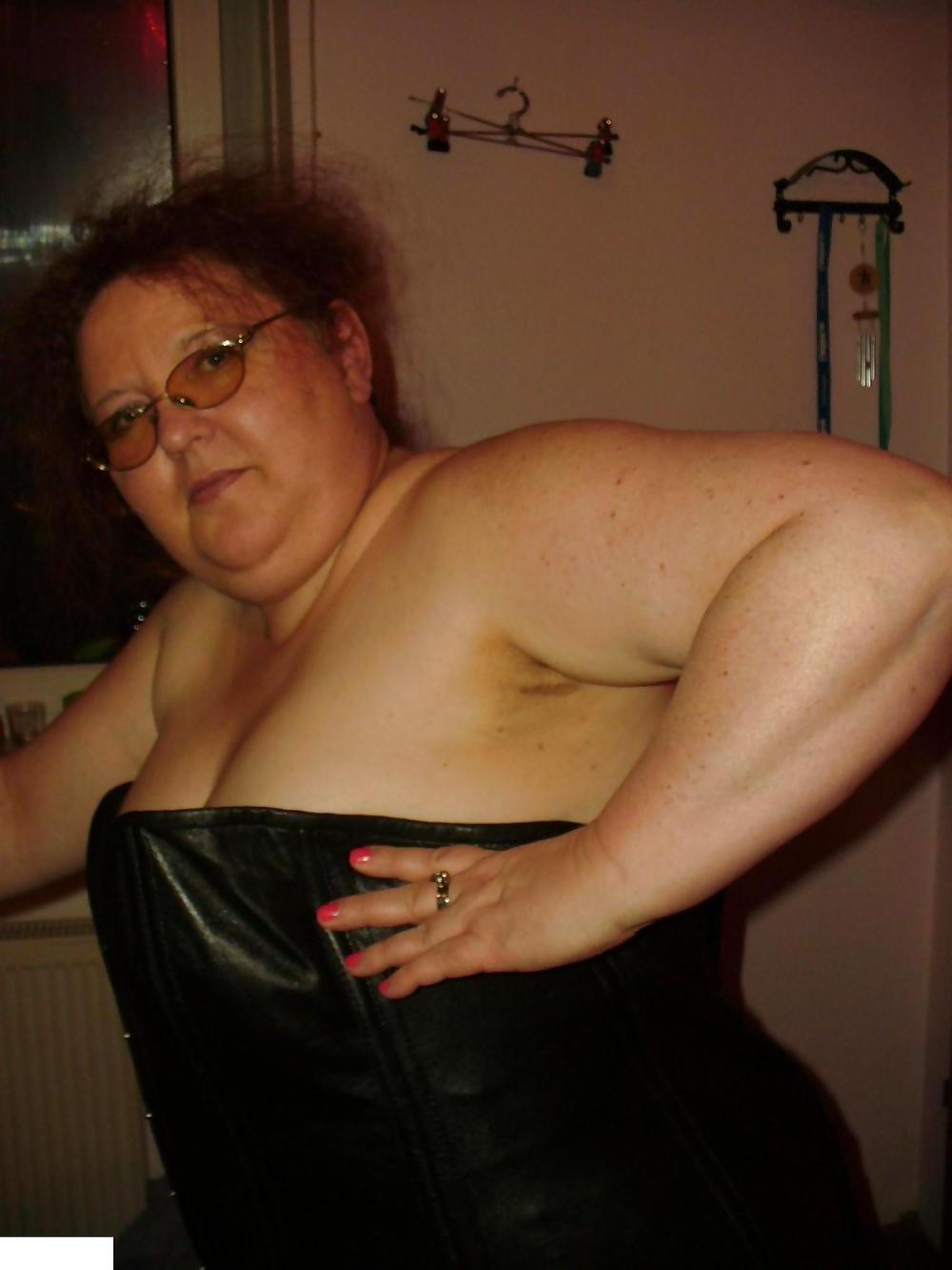 21P German BBW