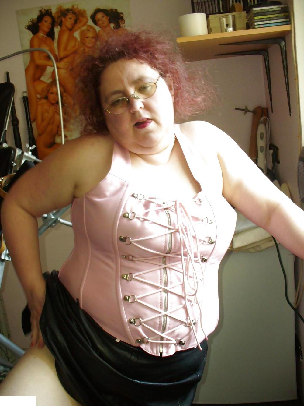 21P German BBW