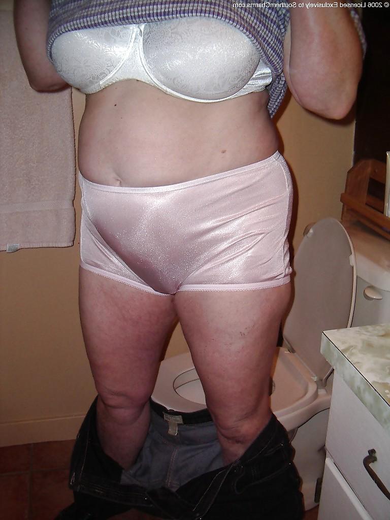 25P Mature-BBW-Ladies 42