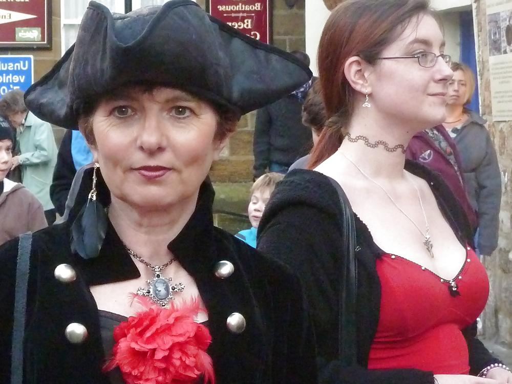 5P Gothic facials