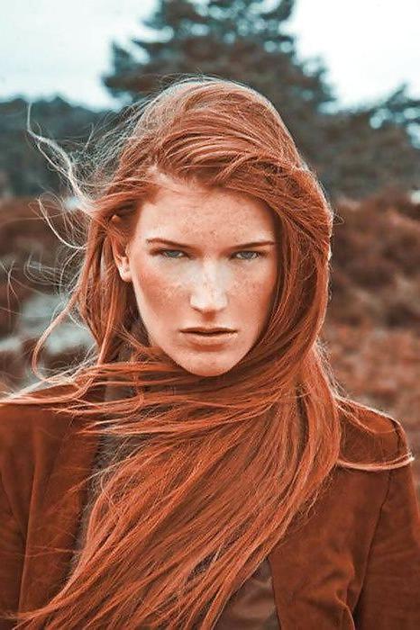 25P Hottie red heads:) 3.0
