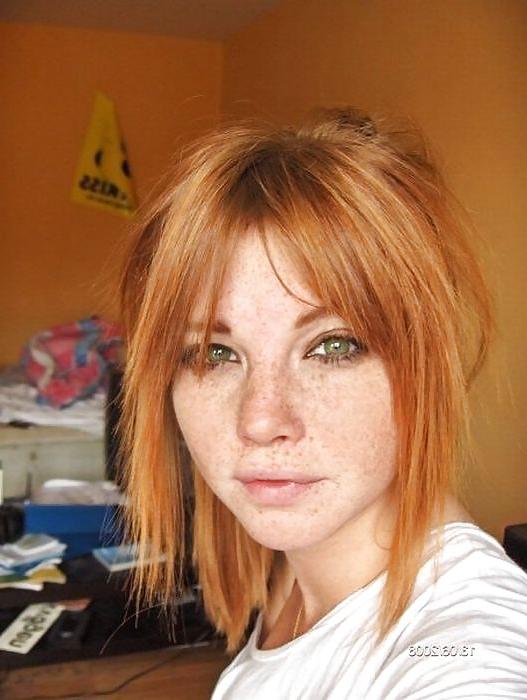 25P Hottie red heads:) 3.0