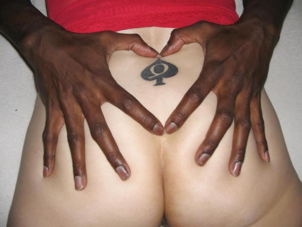 25P She's Only Into Black Guys - Edition #6